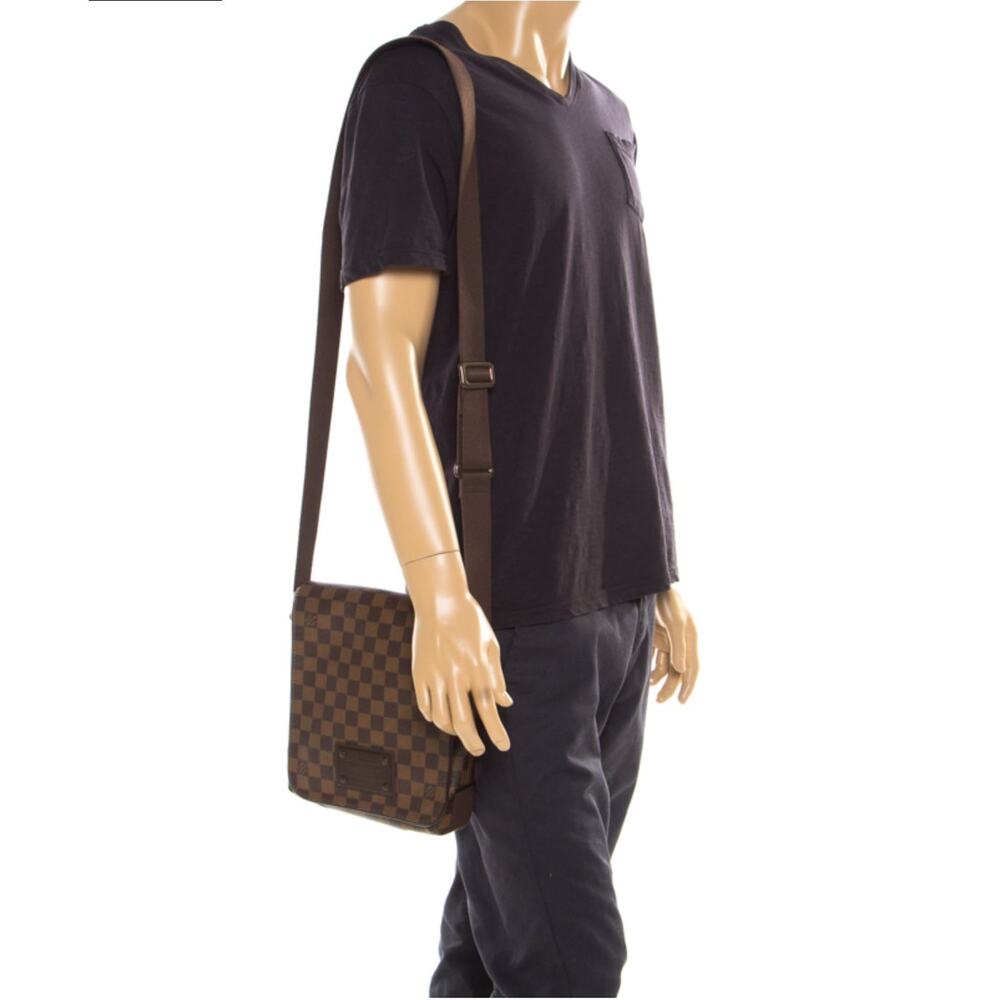 Louis Vuitton Brooklyn PM Damier Ebene Messenger Crossbody Bag Brown Unisex